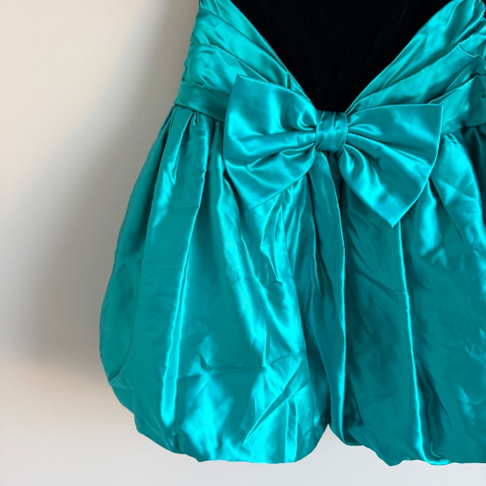 Nite Scarlett by‎ Linda Bernell Velvet and Satin Mini Dress - Picture 5 of 9